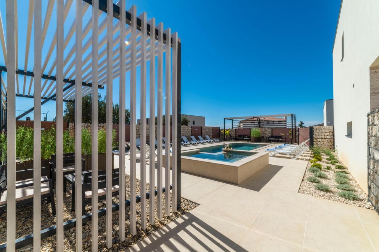 Pinna Residence - Supin พูลา ภายนอก รูปภาพ